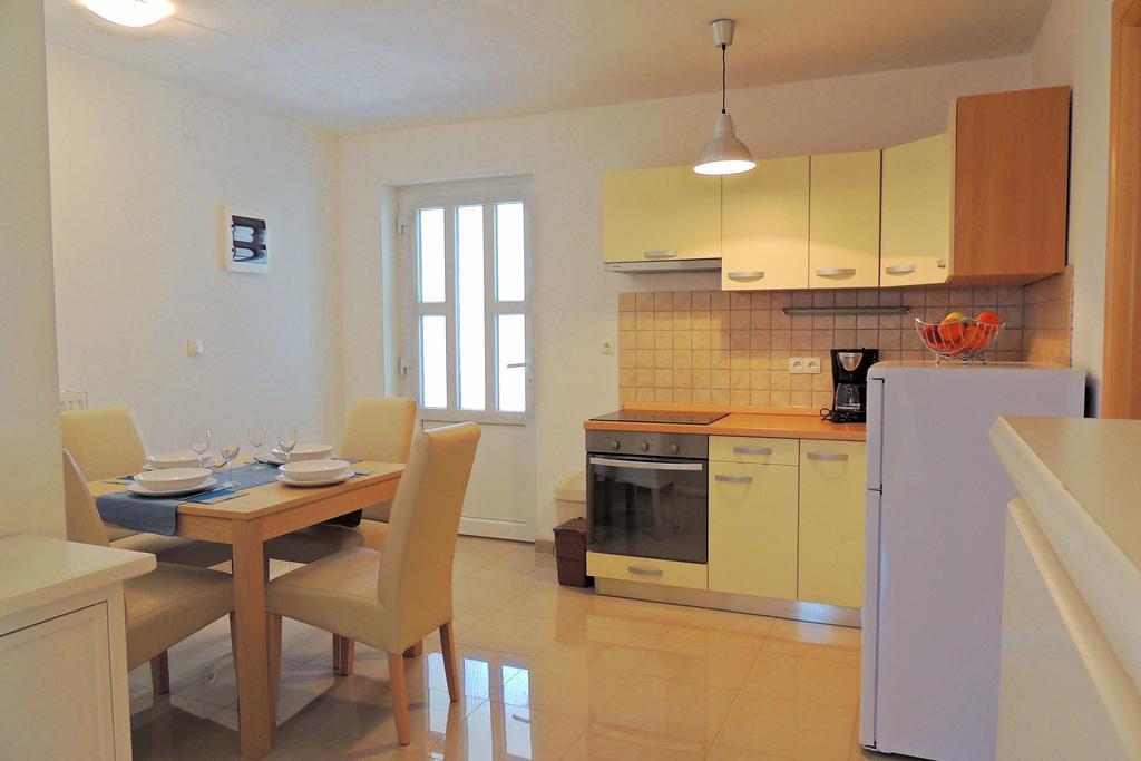 Private Accommodation Kirincic Vrh  외부 사진