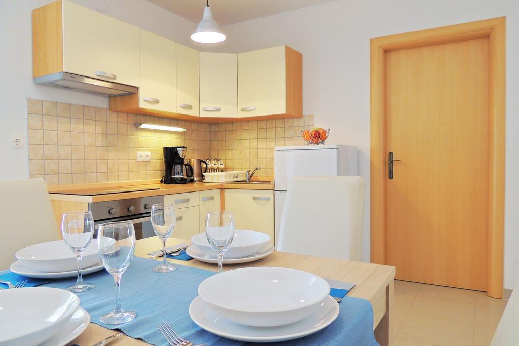 Private Accommodation Kirincic Vrh  외부 사진